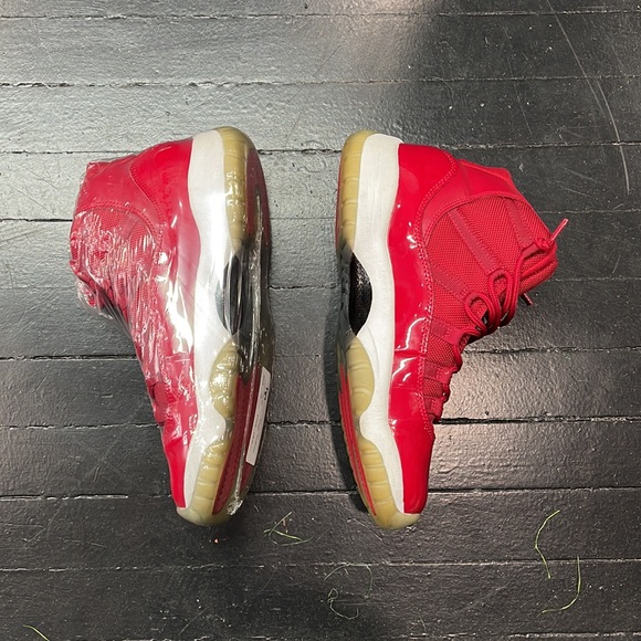 Air Jordan 11 Retro Win Like 96 - Picture 2 of 6
